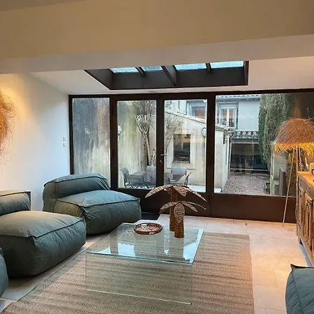 בית נופש Le Petit Camisou, Un Ecrin Au Pied De La Cite קרקסון